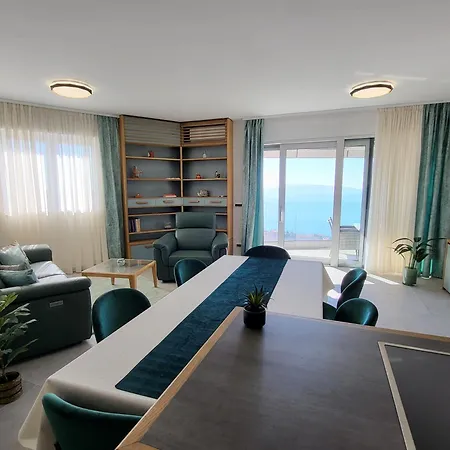 아파트 Arbamore 2br With Sea View And Balcony